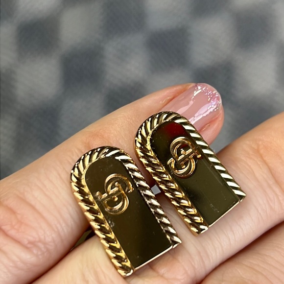 Auth. Christian Dior Logo Gold Tone Cuffs Vintage authentic cufflinks - Picture 3 of 11